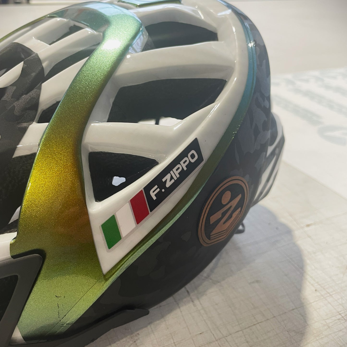 Adesivi Nome Personalizzato con Bandiera Italiana (KIT 4 ADESIVI)