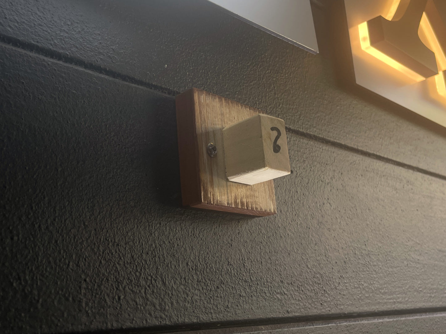 Targhe Aziendali in Legno Personalizzabili - Eco-Friendly e Made in Italy