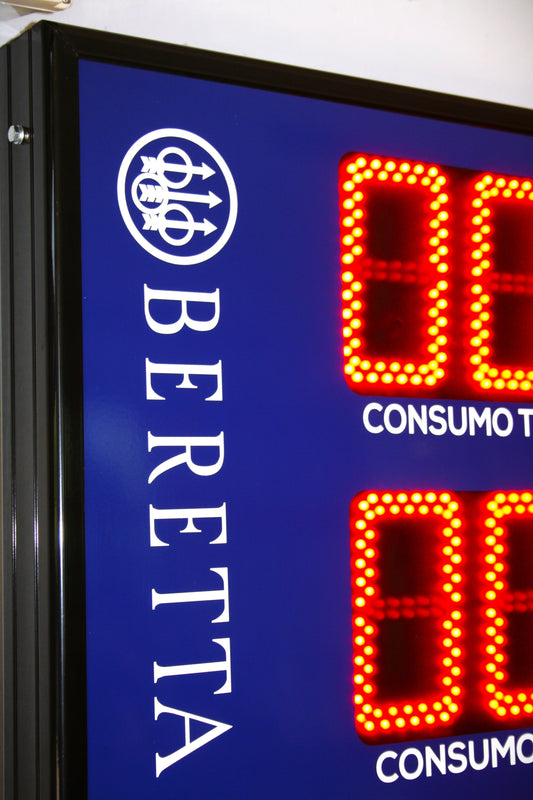 BERETTA ARMI: Totem Energetico LED per il Monitoraggio dei Consumi