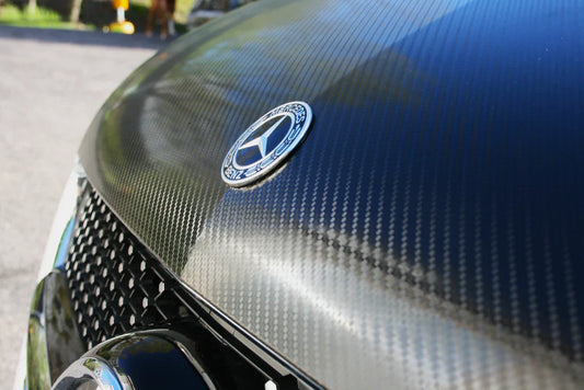 ZIPPOPIU Eleva lo Stile con il Wrapping in Carbonio di un Mercedes Classe V