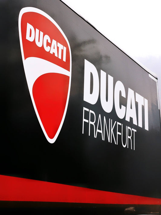 PADDOCK DUCATI FRANKFURT: produzione di adesivi racing professionali
